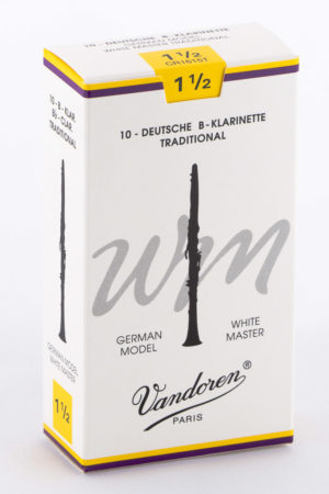 Eine weiße Kartonverpackung für 10 Klarinettenblätter der Stärke 1 1/2 mit lila und gelben Akzenten, abgebildet ist eine Klarinette und das Logo von Vandoren Paris.