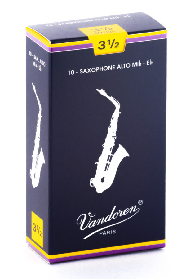 Eine dunkelblaue Schachtel mit der Aufschrift "Vandoren Paris", "10 - SAXOPHONE ALTO Mib - Eb" und einer weißen Saxophon-Silhouette ist vor einem weißen Hintergrund abgebildet.