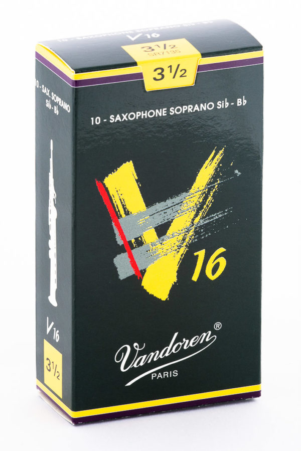 Ein rechteckiger Karton in Dunkelgrün, Gelb, Weiß und Rot mit der Aufschrift "Vandoren PARIS" und dem Text "10 - SAXOPHONE SOPRANO SIb - Bb 3 1/2" zeigt eine stilisierte Darstellung eines Saxophons und die Zahl 16.