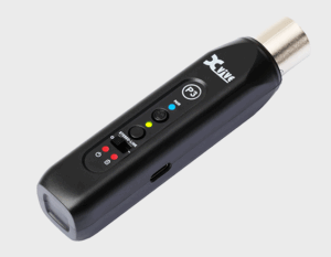 Xvive P3 - Bluetooth Audio Receiver von der Seite schräg Produktbild