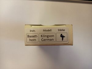 Klingson Bassetthorn Blätter German Stärke 4 Packung von oben Produktbild