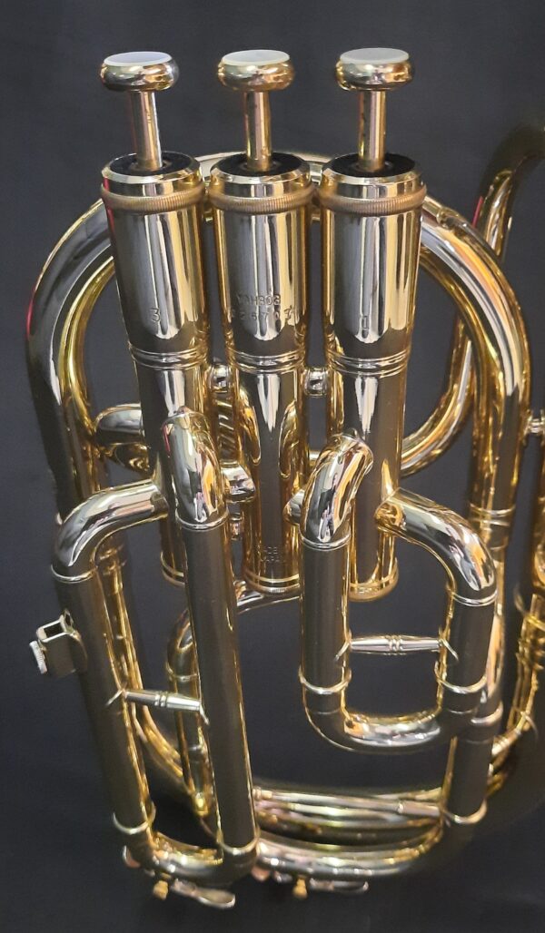 Yamaha Eb- Althorn YAH 803 lackiert - Abverkauf aus Dicht der Ventile Produktbild