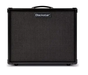 Schwarzer Blackstar ID:X100 Gitarrenverstärker mit Tragegriff ist vor einem weißen Hintergrund abgebildet.