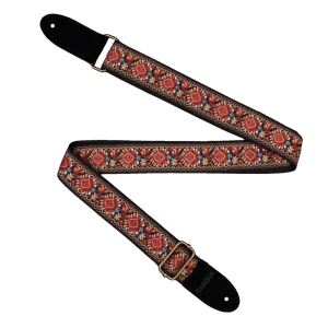 Ein Cascha CUS-JW5 Ukulelengurt aus Jaquard-Stoff mit einem ethnischen Muster in Braun-, Rot- und Weißtönen und schwarzen Lederenden wird auf schwarzem Hintergrund präsentiert.