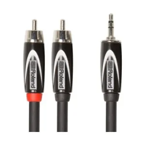 Das Bild zeigt ein schwarzes ROLAND Interconnect Cable RCC-10-352R Audiokabel mit einem roten Cinch-Stecker, einem farblosen Cinch-Stecker und einem farblosen Klinkenstecker.