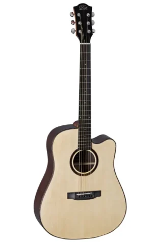 Das Bild zeigt eine Duke D-PF-Cut Westerngitarre mit hellem Holzkorpus, einem dunklen Schlagbrett und Kopfplatte und sechs Saiten.