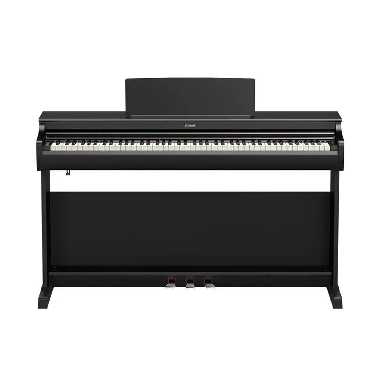 Schwarzes Yamaha Digital Piano YDP-166 B mit Tastaturabdeckung, Notenhalter und drei Pedalen vor einem weißen Hintergrund.