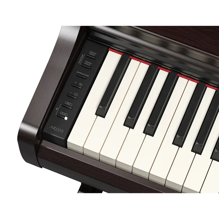 Ausschnitt einer dunklen, holzfarbenen Tastatur des Yamaha Digital Pianos YDP-166 R mit linksseitigem Bedienfeld und schwarz-weißen Tasten.
